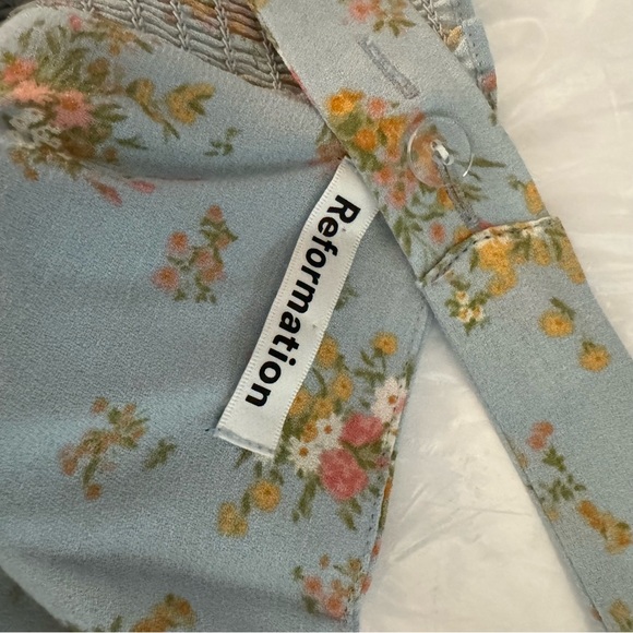 Reformation Humphrey Floral Mini Dress in
Grazia - Picture 6 of 9